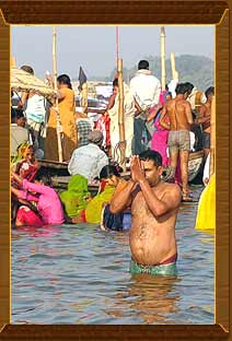 Sacred Bath Kumbh Mela